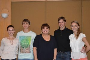 1384780_575363669179873_1245695295_n