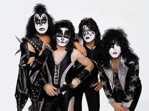 45-1-kiss