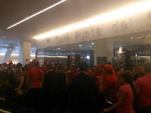 10569858_1530998573790269_384502495_n