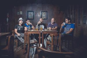 73345_521766907845157_577518352_n