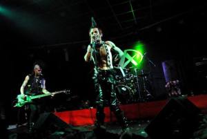 1454963_712274518785181_1260312193_n