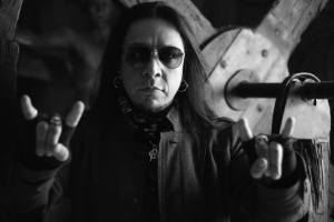 10884435_593745924091680_938075333_n