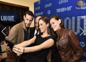 La serie es protagonizada por: Darío Ripoll, Alan Alarcón, Laura Montijano, Lili Goret y Natalia Téllez.