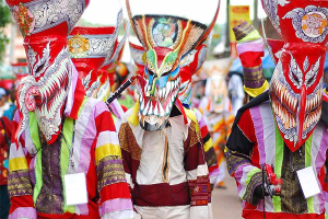 Phi Ta Khon en Tailandia