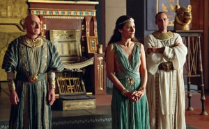 news-arrives-that-the-pharaoh-is-dead_-day-69_0065_ret