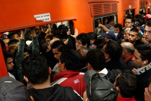 ¿somos los usarios o el metro quién tiene que modernizarse?