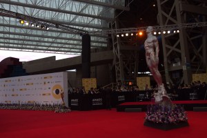 TODO LISTO PARA CEREMONIA DEL ARIEL EN EL AUDITORIO