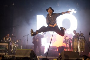 maldita-vecindad-carpa-asros-el-circo-34