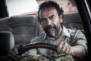 01-magallanes-damian-alcazar-as-harvey-magallanes