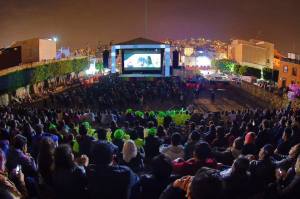 GIFF MUSICA 20 AÑOS (4)