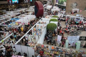 Gran_remate_de_libros_en_el_Auditorio-2-660x440